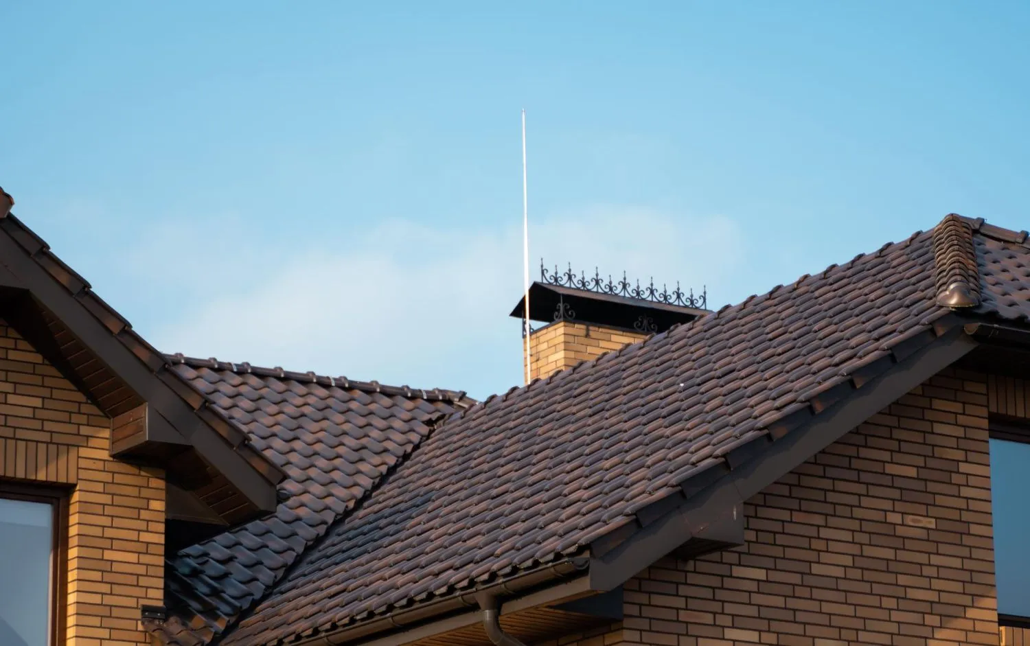 Contact Rolando Palma Roofing and Siding